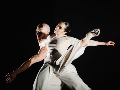 Yellowbiz Art Collective (YAC), Rijeka & Cornelia Dance Company, Napulj: Exit (Salopette, kor. YAC), foto: hnkvz.hr